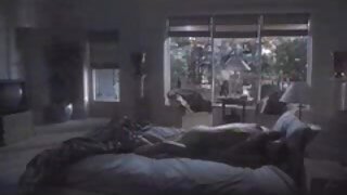 朱丽安*摩尔