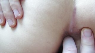 我女朋友的脚和美丽的圣母的屁股