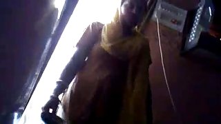 我的丰满的印度表弟savita1