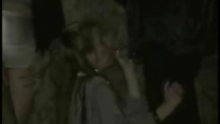 间谍活动的家伙他妈的2母狗在公园