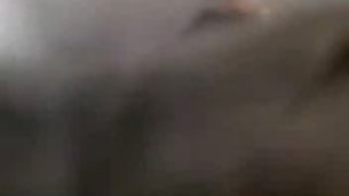 脱衣舞娘抓住他妈的在单身派对