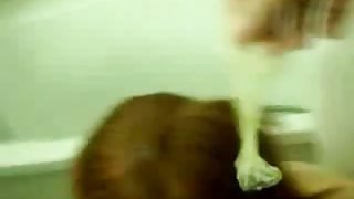 英国的贱人吃避孕套暨